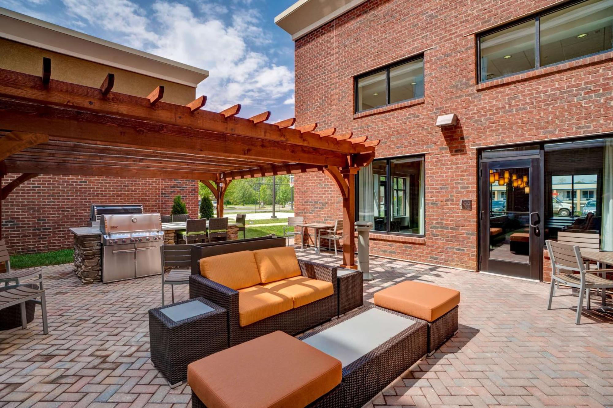 Homewood Suites By Hilton Christiansburg Exterior foto